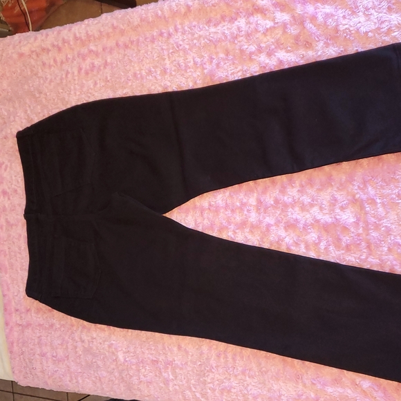 Bandolino Women's  Amy Straight Leg Black  Jeans - Picture 7 of 9